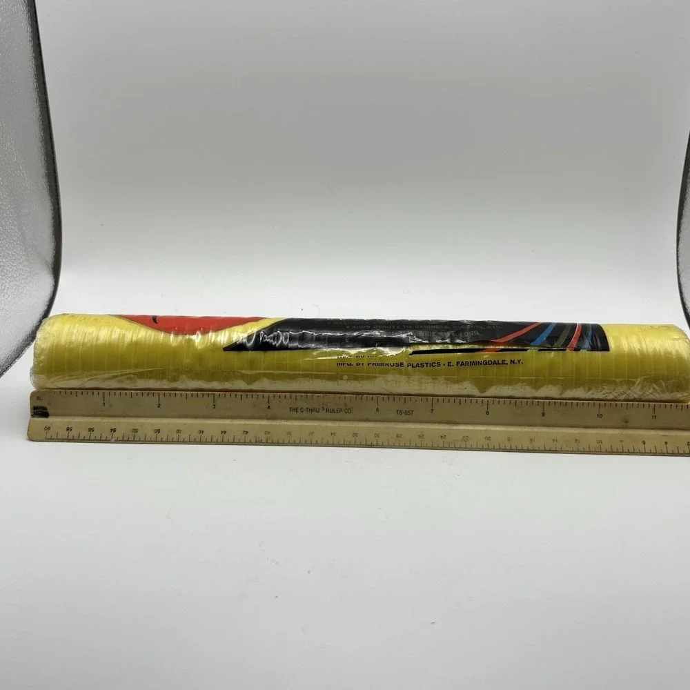 Vintage Avanti Miracle Plastic‎ Shelf Liner Yellow 11.75